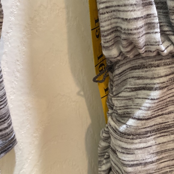 Max Studio Specialty Products Long-Sleeved Dress in Small - Picture 6 of 6